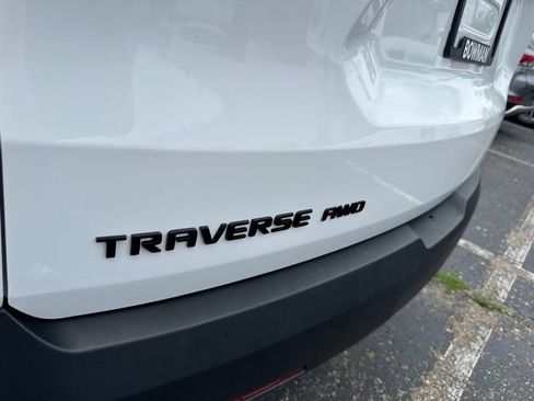 Used 2023 Chevrolet Traverse RS w/ LPO, Floor Liner Package AWD/4WD image 30