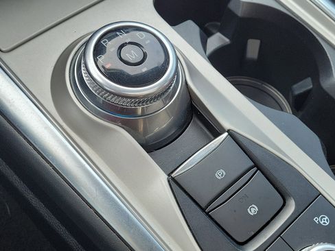 Certified 2021 Ford Explorer Platinum w/ Equipment Group 601A image 34