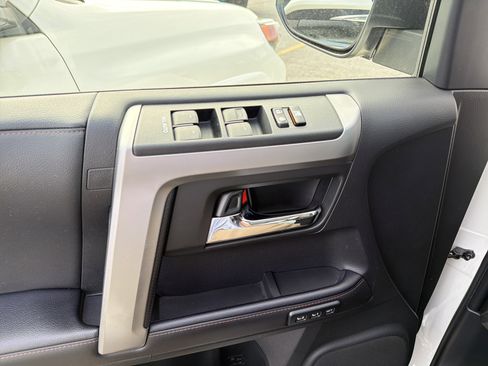 Used 2023 Toyota 4Runner Limited AWD/4WD image 15