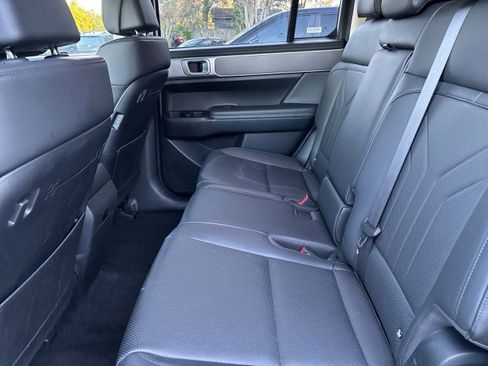 Used 2025 Hyundai Santa Fe SEL image 12