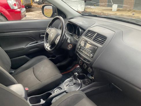 Used 2016 Mitsubishi Outlander Sport SE image 26