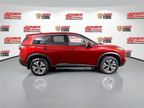 Certified 2021 Nissan Rogue SV image 17