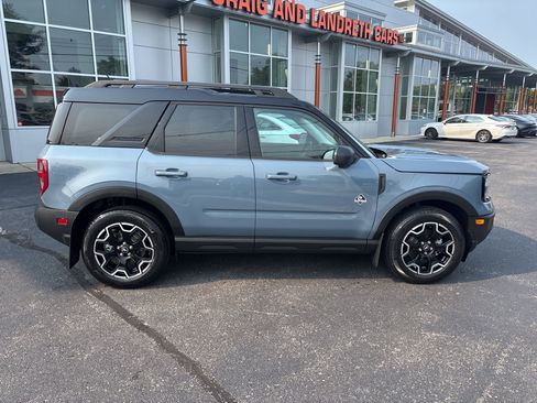 Used 2025 Ford Bronco Sport Outer Banks w/ Outer Banks Tech Package+ image 1