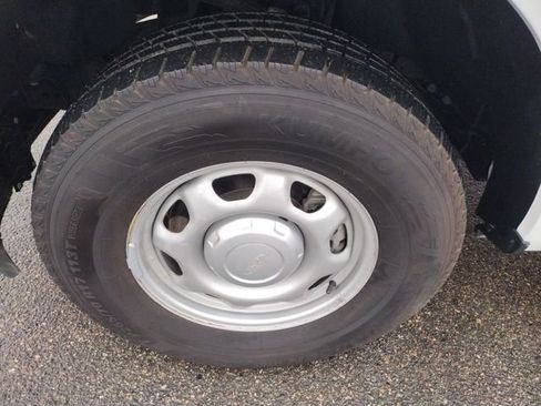 Used 2022 Ford F150 XL w/ Trailer Tow Package image 11