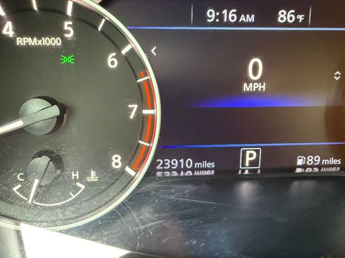 Used 2025 Nissan Altima 2.5 SV FWD image 29