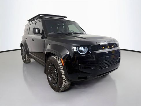 New 2026 Land Rover Defender 110 OCTA AWD/4WD image 3