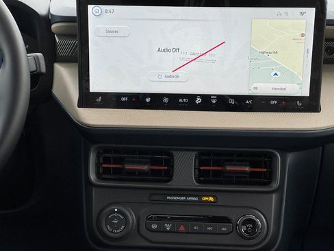 New 2026 Ford Maverick Lariat w/ 4K Tow Package image 8