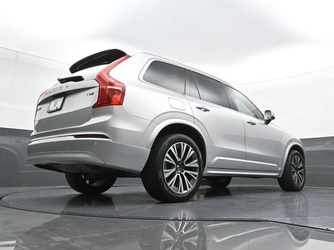 Used 2022 Volvo XC90 T6 Momentum w/ Advanced Package AWD/4WD image 28
