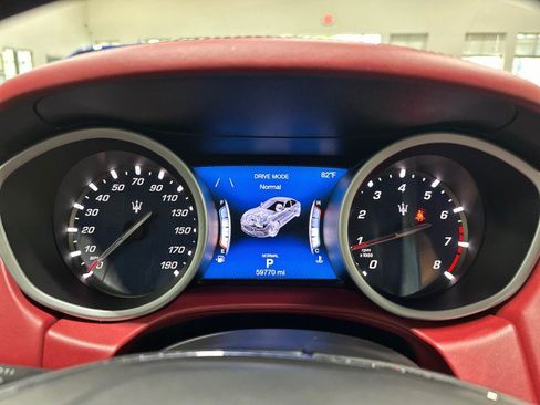Used 2019 Maserati Ghibli S GranLusso RWD image 52