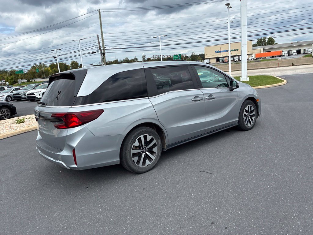 Used 2025 Honda Odyssey EX-L image 9