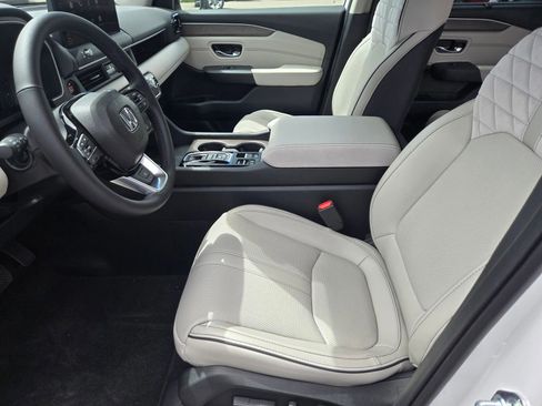 New 2026 Honda Pilot Elite image 8