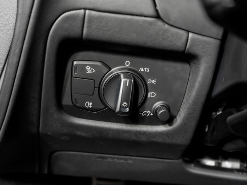 Used 2023 Audi R8 V10 performance image 36