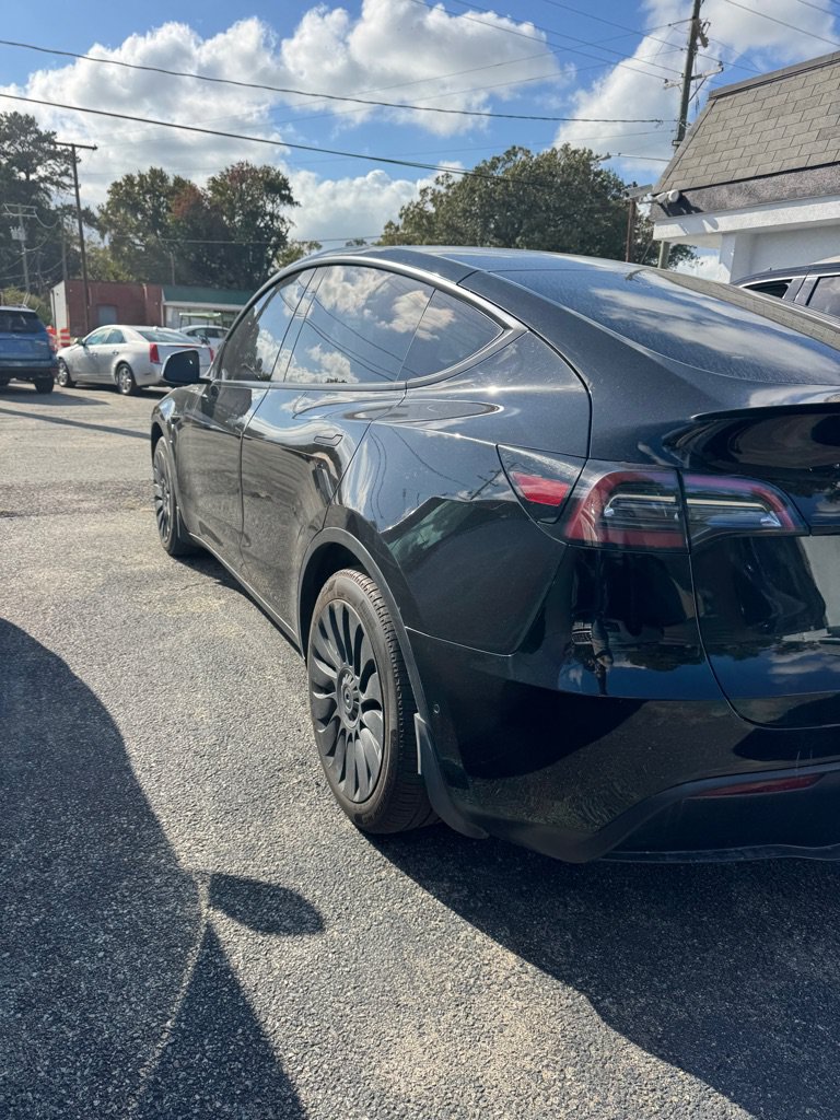 Used 2021 Tesla Model Y Long Range AWD/4WD image 7