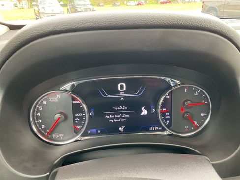 Used 2023 GMC Terrain Denali image 8