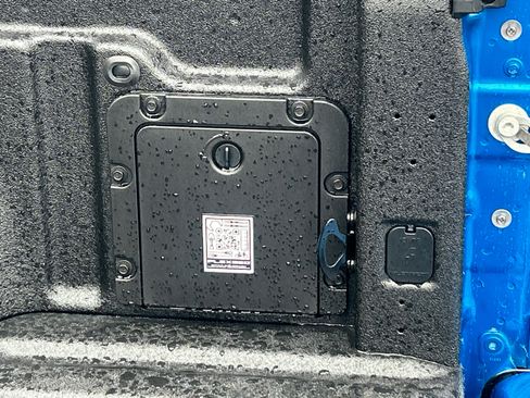 New 2025 Ford Maverick XLT w/ XLT Luxury Package image 8