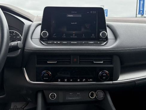 Certified 2023 Nissan Rogue SV image 20