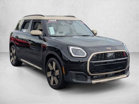 Used 2025 MINI Cooper Countryman S w/ Comfort Package Max AWD/4WD image 3