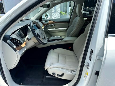 Used 2019 Volvo XC90 T6 Inscription w/ Luxury Package image 26