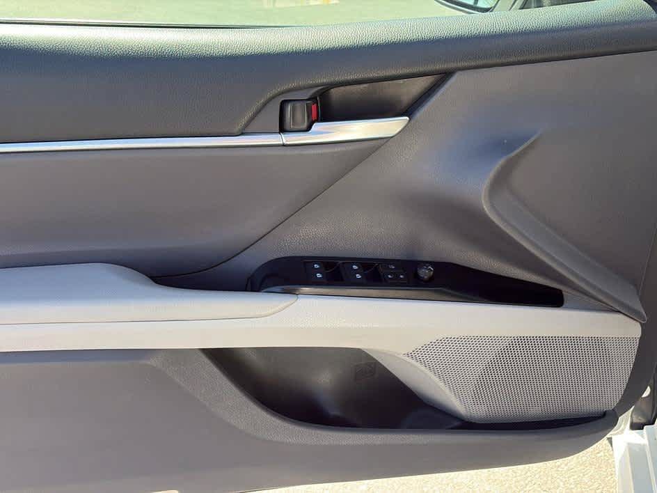 Used 2018 Toyota Camry SE w/ Protection Package (Q2) FWD image 30