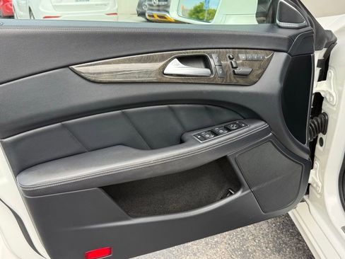Used 2014 Mercedes-Benz CLS 550 image 20