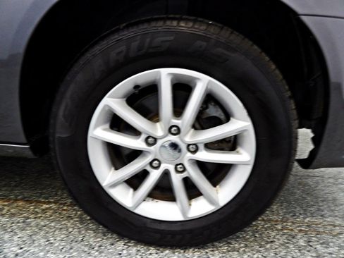 Used 2019 Dodge Grand Caravan SXT FWD image 19