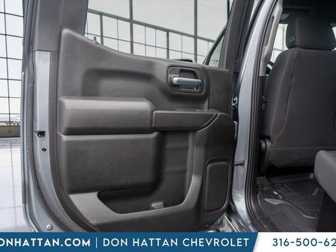 Used 2021 Chevrolet Silverado 1500 Custom Trail Boss AWD/4WD image 18