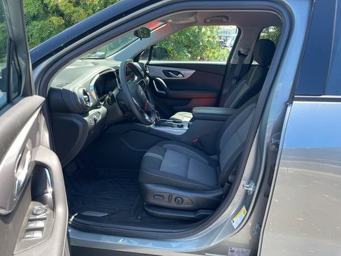 Used 2025 Chevrolet Blazer LT w/ Midnight/Sport Edition image 15