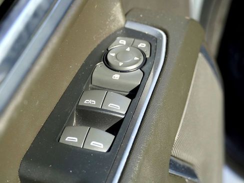 Used 2022 Chevrolet Silverado 1500 RST w/ Redline Edition image 26