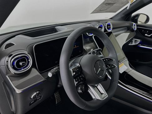 New 2026 Mercedes-Benz GLC 43 AMG 4MATIC image 10