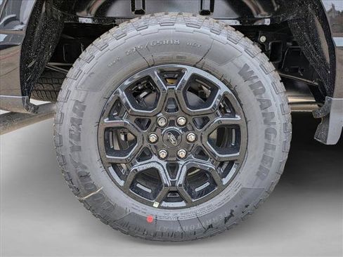 New 2025 Ford F150 XLT w/ Equipment Group 301A Standard image 10