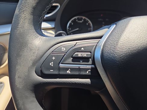 Used 2020 INFINITI QX50 Sensory w/ Climate Package FWD image 12