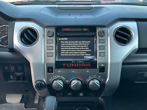 Used 2018 Toyota Tundra SR5 w/ TRD Off Road Package image 14