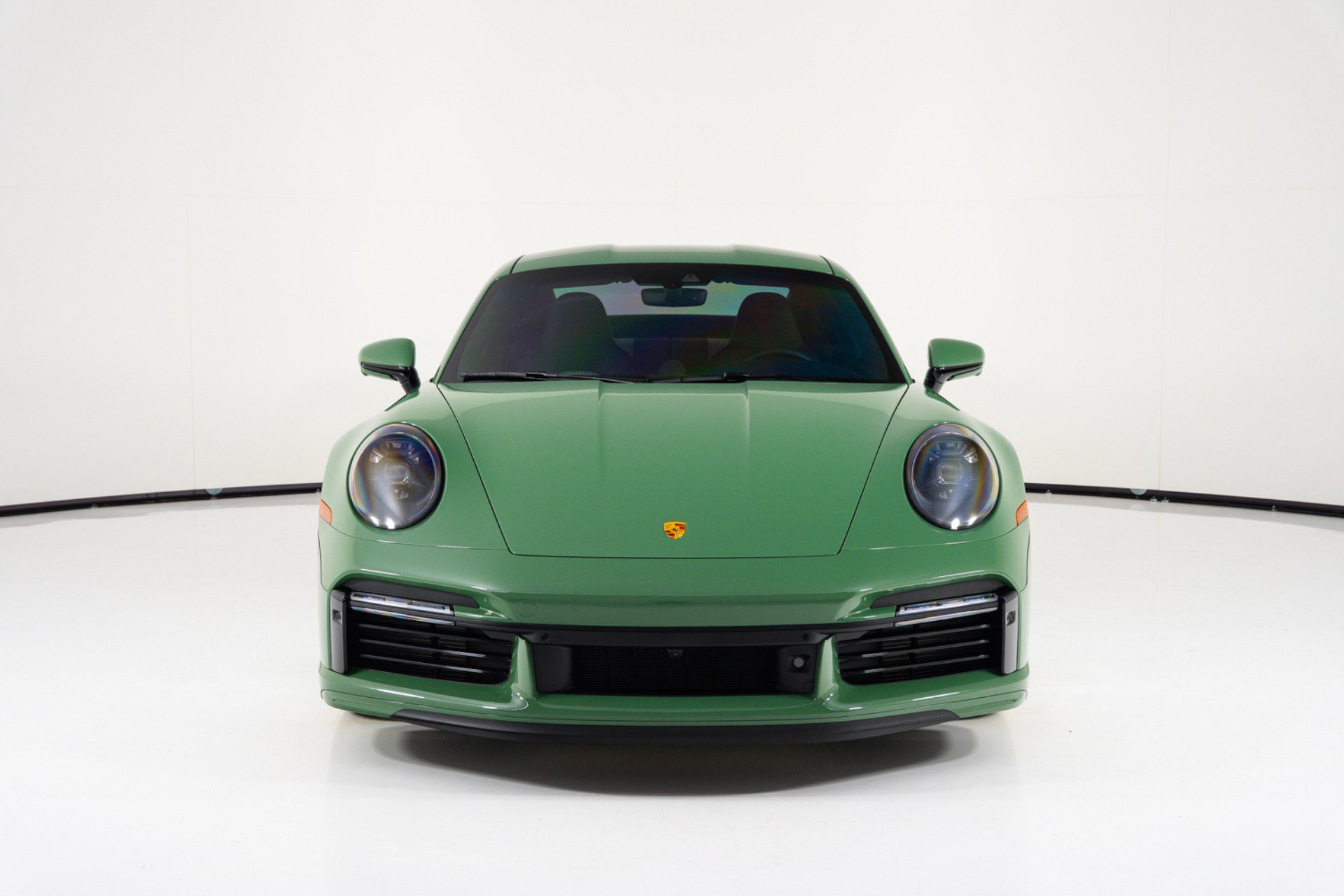 Used 2023 Porsche 911 Sport Classic RWD image 8