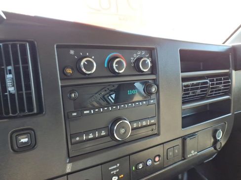 Certified 2025 GMC Savana 2500 Extended w/ Driver Convenience Package RWD image 16
