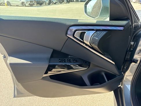 New 2026 BMW X3 xDrive30 w/ Premium Package image 12