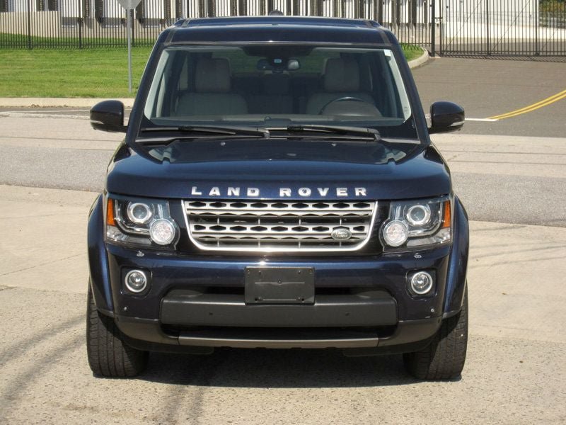 Used 2016 Land Rover LR4 HSE AWD/4WD image 5