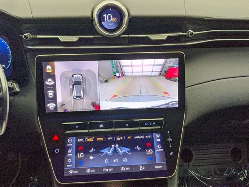 Used 2024 Maserati Grecale GT image 43