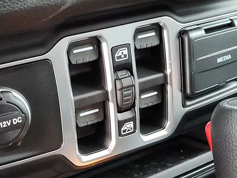 New 2026 Jeep Gladiator Sport image 16