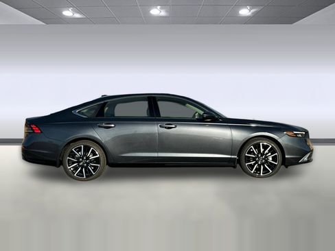 New 2026 Honda Accord Touring image 7