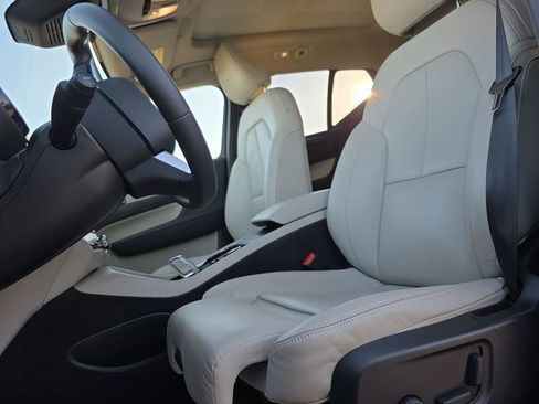 Certified 2023 Volvo XC40 B5 Plus w/ Driver Assist Package image 26