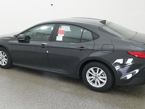 New 2026 Toyota Camry LE FWD image 39