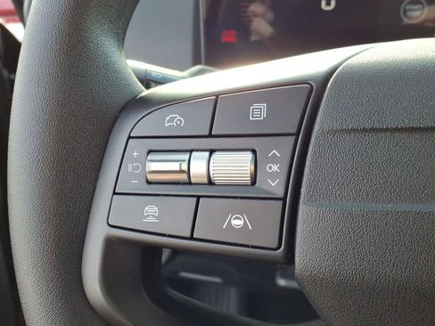 Used 2025 Kia K4 LX image 19