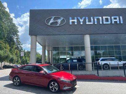 Used 2023 Hyundai Elantra Limited