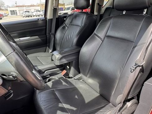 Used 2015 Jeep Compass High Altitude image 8