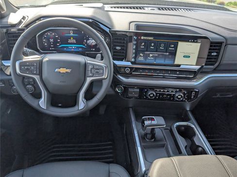 New 2026 Chevrolet Silverado 1500 LTZ w/ LTZ Convenience Package II AWD/4WD image 12