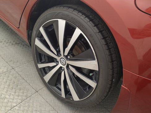 Used 2020 Nissan Altima 2.5 Platinum FWD image 31