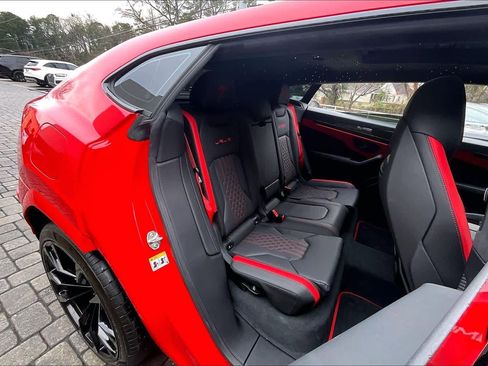 Used 2024 Lamborghini Urus S image 18