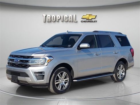 Used 2023 Ford Expedition Limited image 1