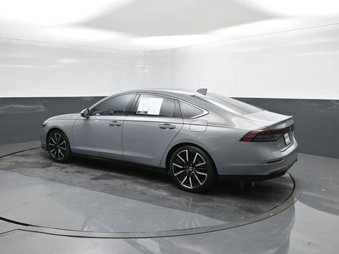 Used 2024 Honda Accord Touring image 5