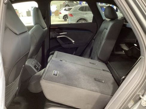 Used 2025 Audi SQ5 Premium Plus image 19